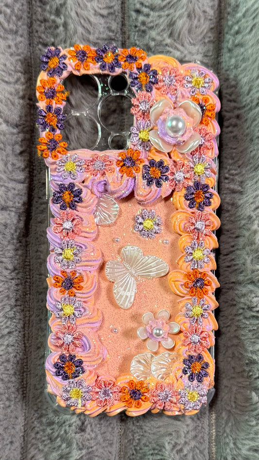DecoDream Finds Phone Case