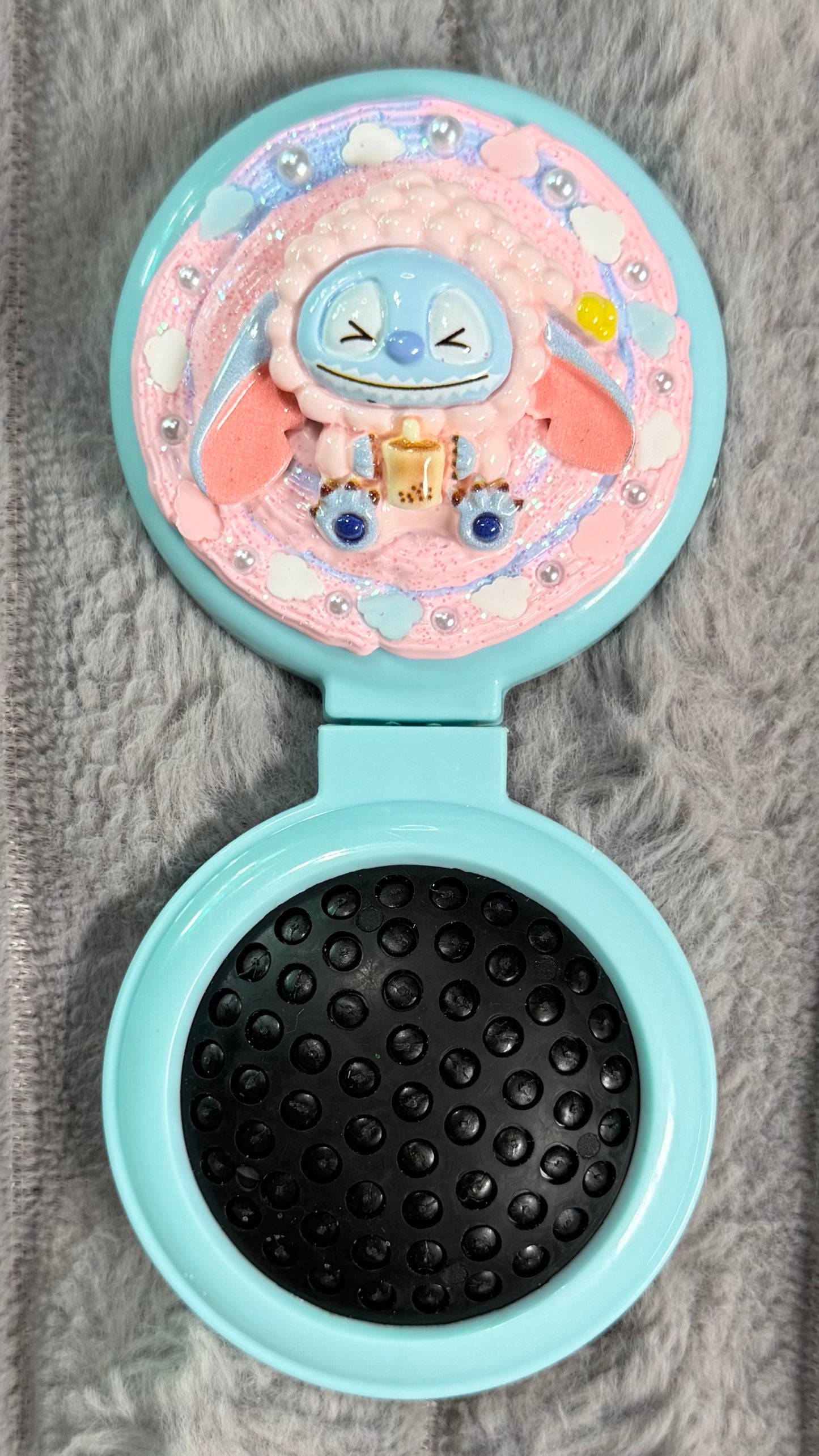 Handmade Stitch-Inspired Whipped Cream Air Cushion Comb – Kawaii Pastel Design