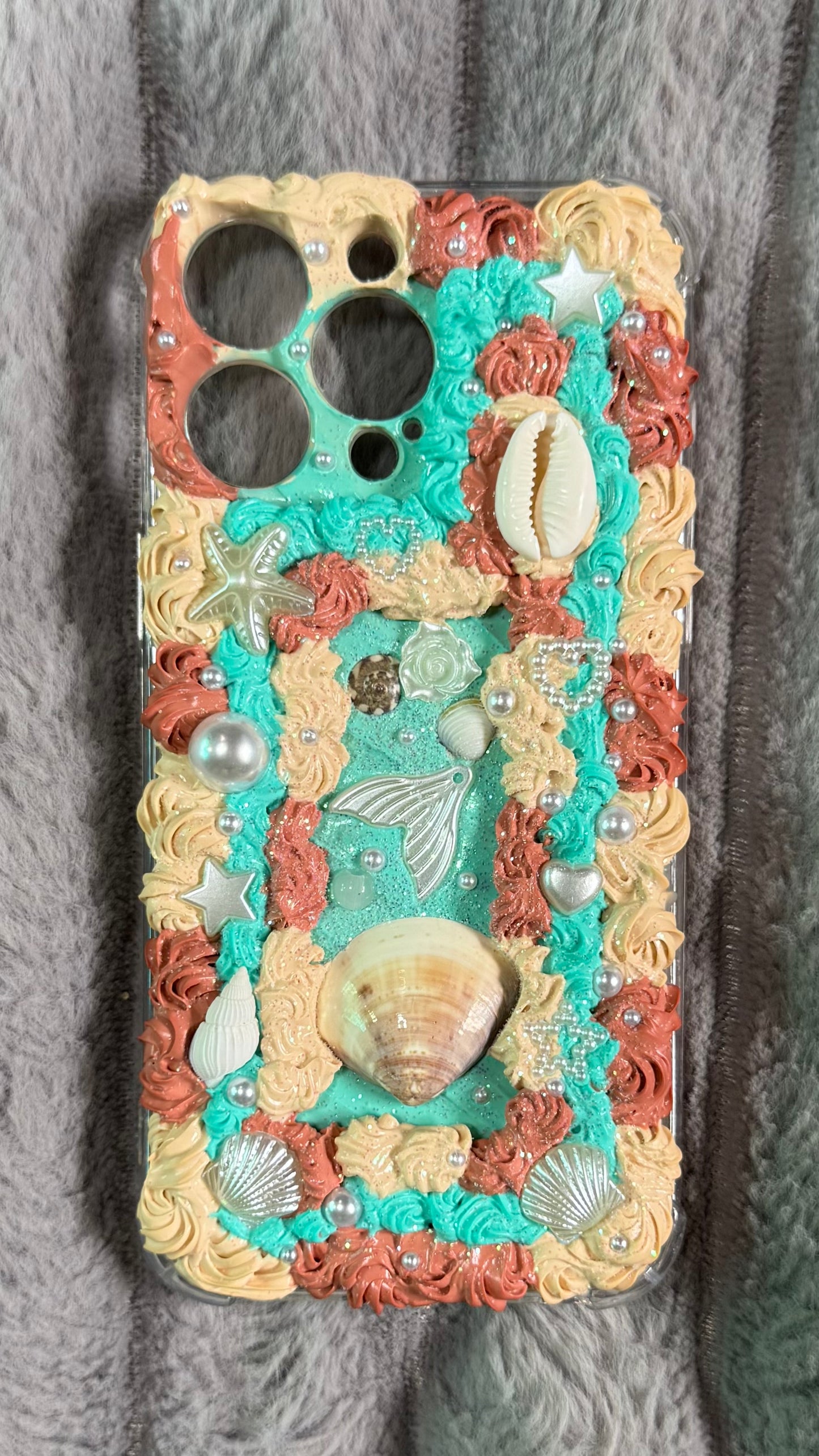 Handmade Ocean Theme Whipped Cream Phone Case – Seashells, Pearls & Mermaid Charm