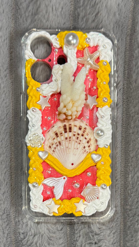 ✨ Handmade Ocean Fantasy Cream Glue Phone Case – Seashell & Starfish Charm Design