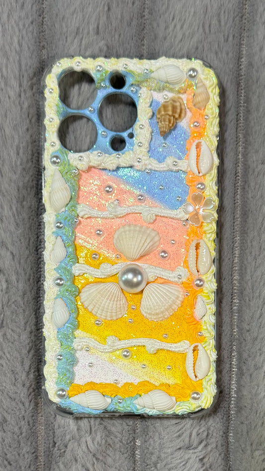 🌊 Coastal Dream Seashell Cream Glue Phone Case – Handmade Ocean Vibes for iPhone & Samsung