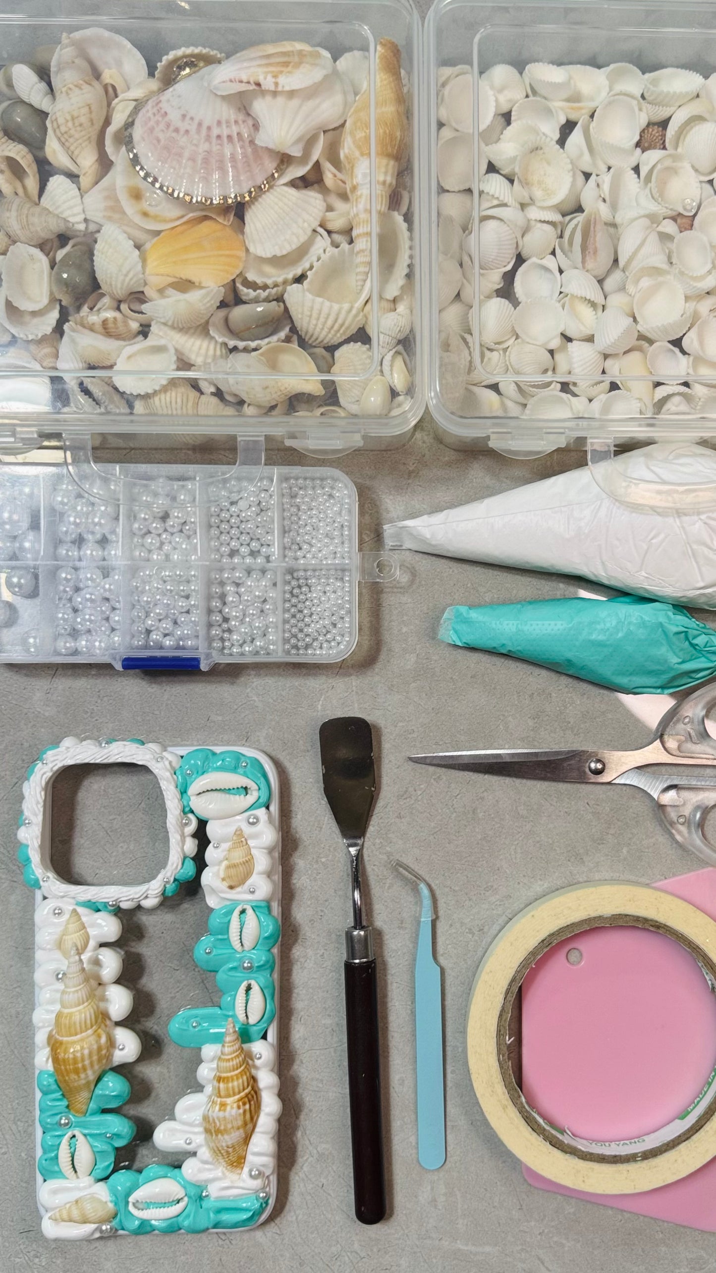 🌊 Ocean Dream Seashell Cream Case – Handmade Beach Vibes