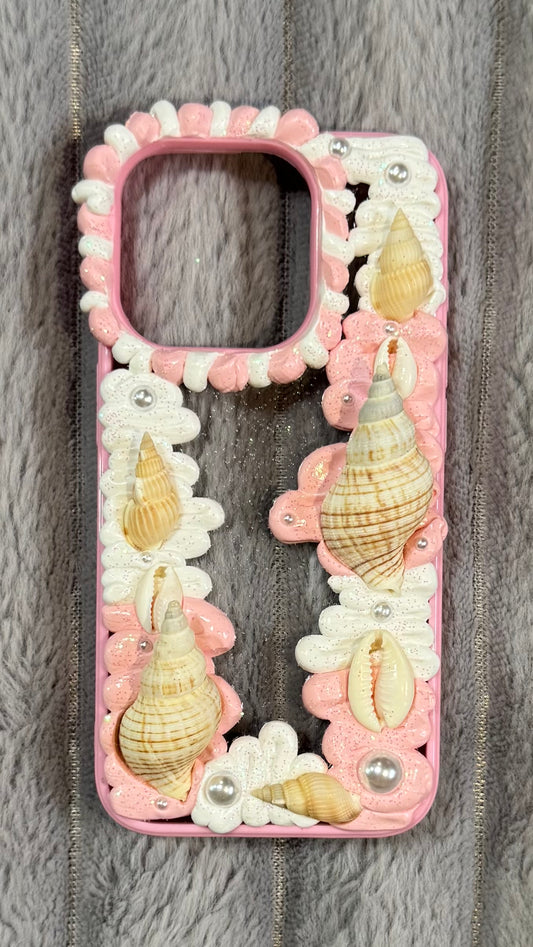 Pink Seashell Creamy Phone Case with Pearls.2