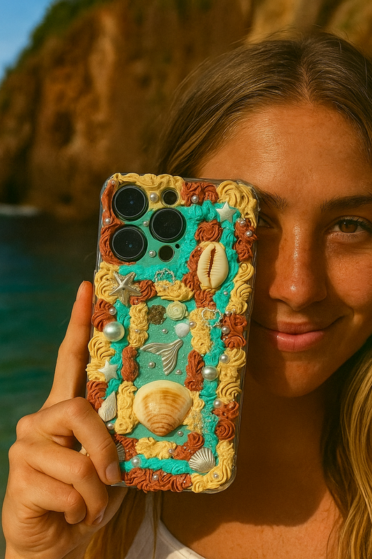 Dive into the Ocean: Discover Our Handmade Ocean-Inspired Whipped Cream Phone Case!