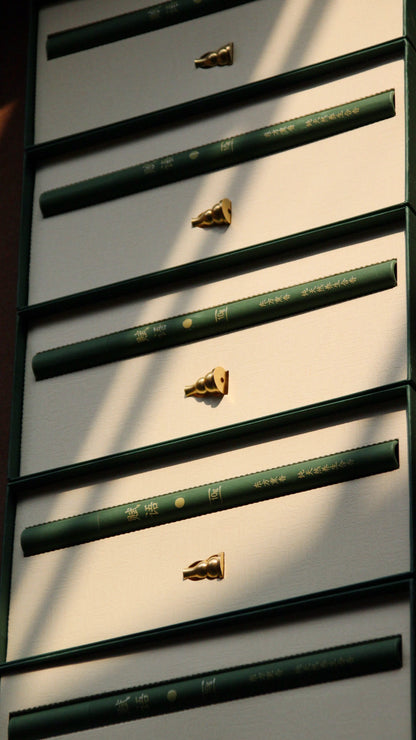 Heritage Osmanthus Incense – Handmade Floral Calm (22 pcs)