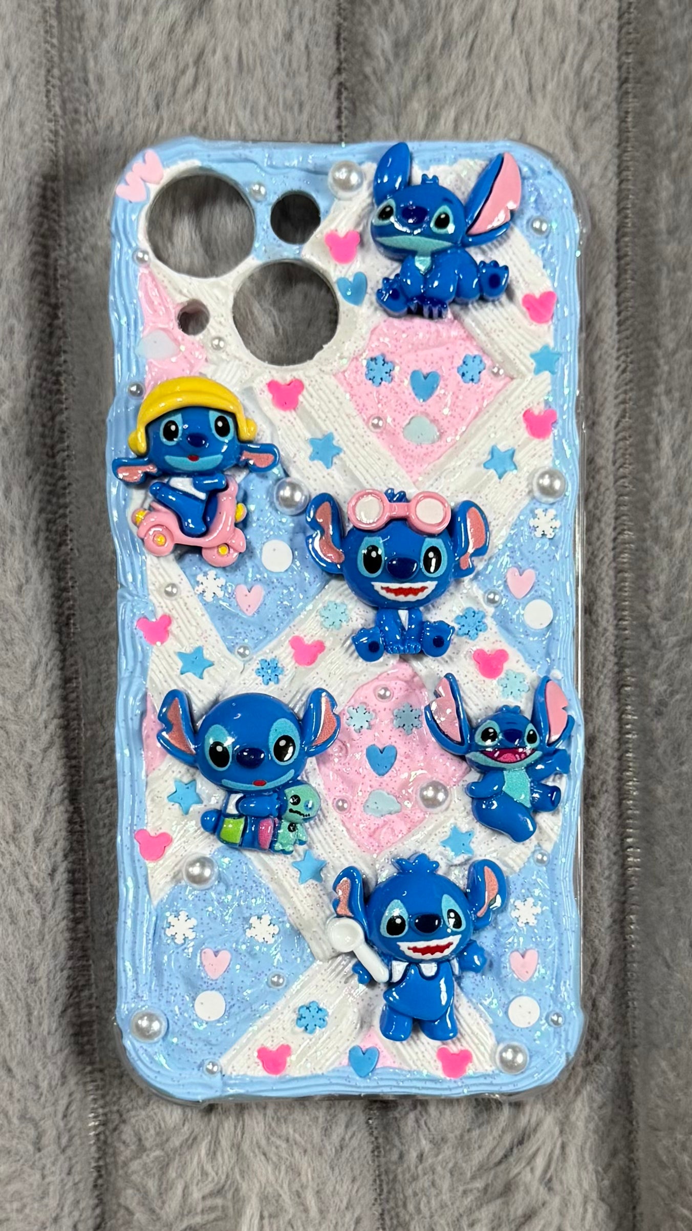 Funda para teléfono hecha a mano con pegamento crema “Vibrant Bloom” 