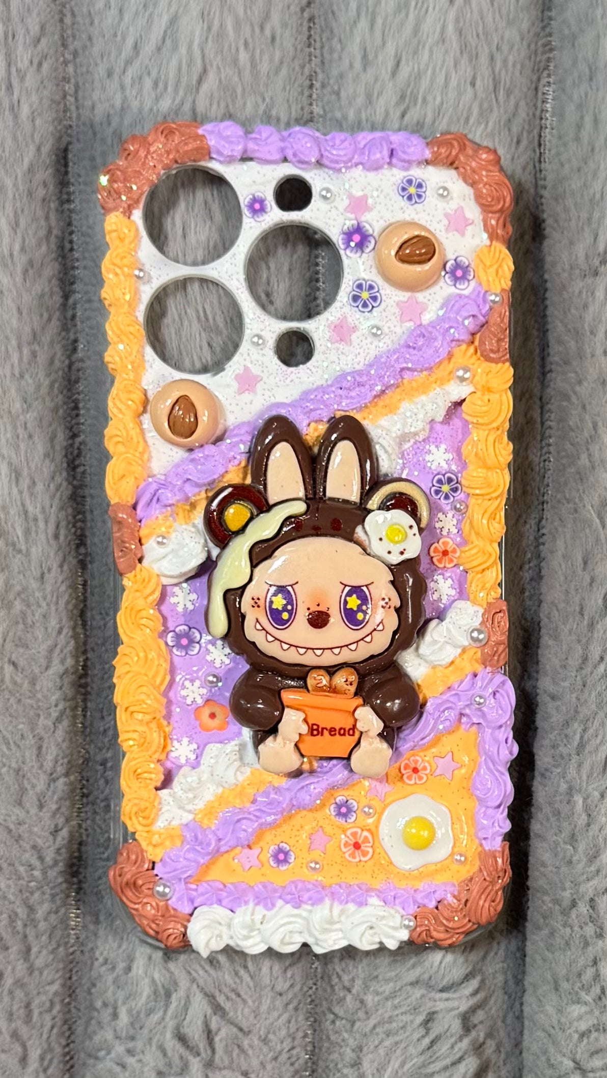 Funda para teléfono hecha a mano con pegamento crema “Vibrant Bloom” 