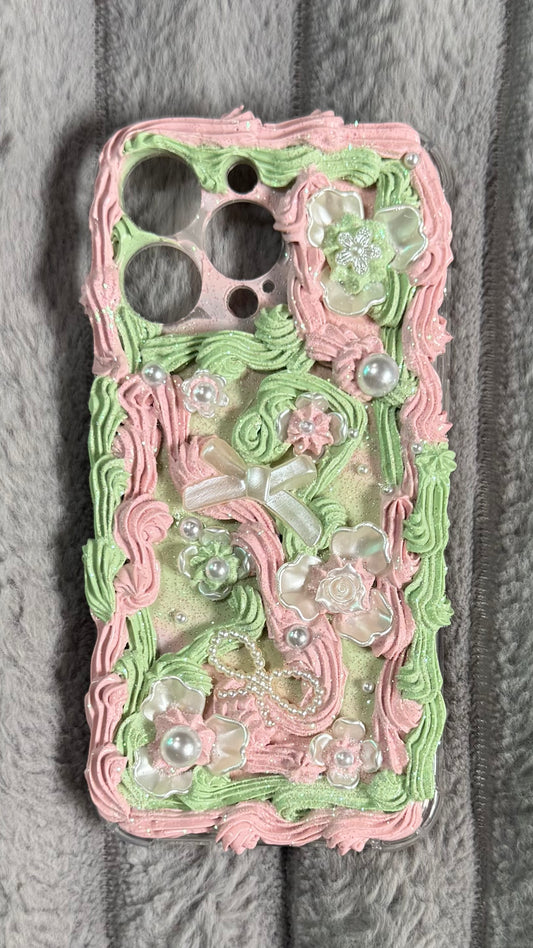 🌸 Pastel Pearl Garden Cream Phone Case – Handmade Fairycore Elegance