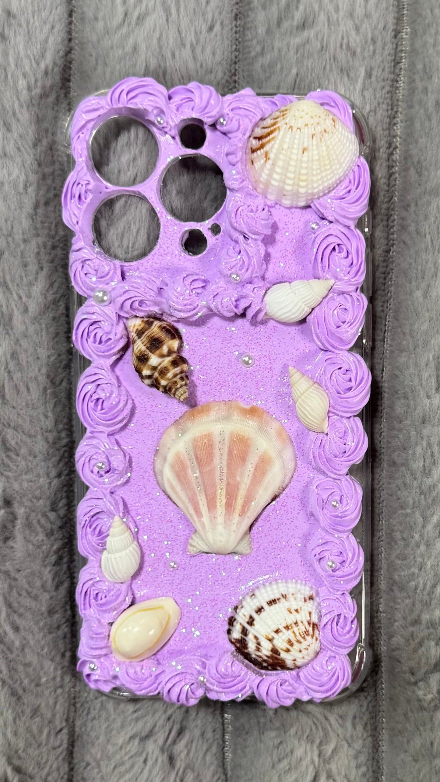 Funda para teléfono hecha a mano con pegamento crema “Vibrant Bloom” 