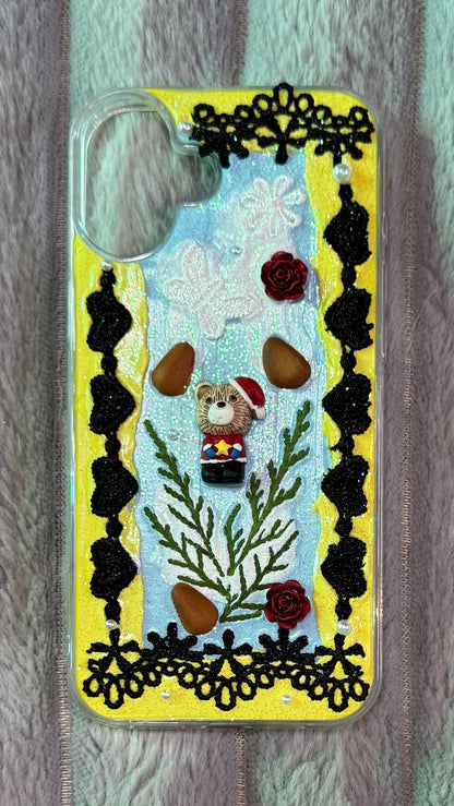 Christmas Bear Vintage Lace Glitter Phone Case