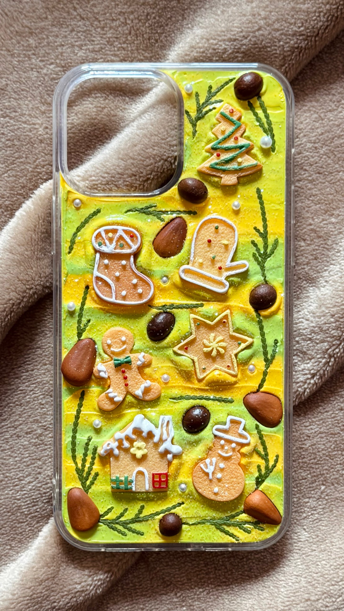 Handmade Christmas Cookie Phone Case – Festive Gingerbread