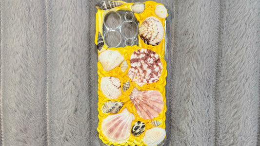 Bring the Beach to Your Pocket – Handmade Seashell Phone Case 🌊✨