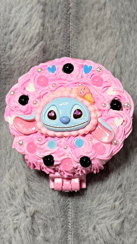 Handmade Cream Glue Cushion Comb – Stitch Edition | Kawaii Detangler Brush