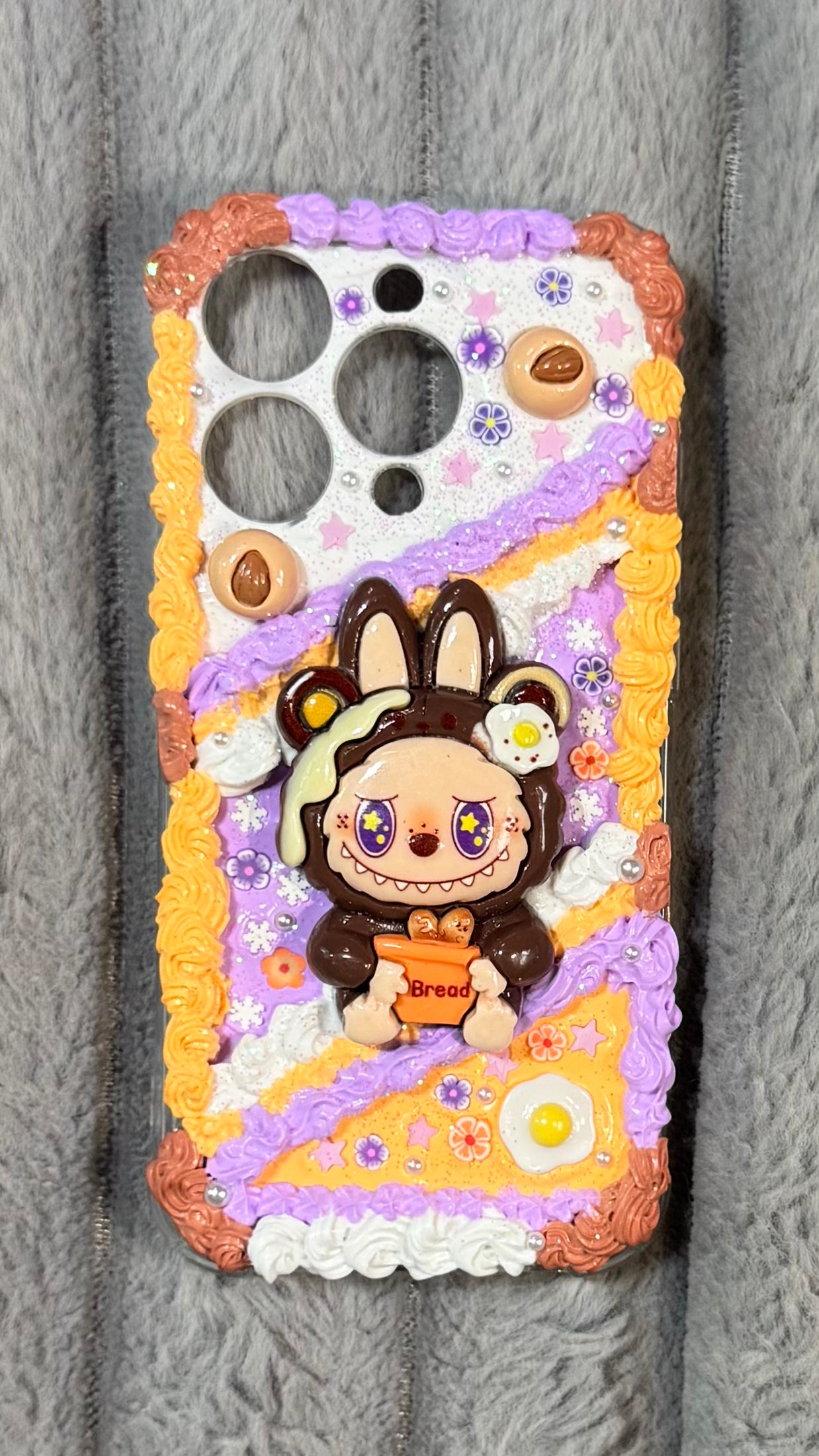 Funda para teléfono hecha a mano con pegamento crema “Vibrant Bloom” 