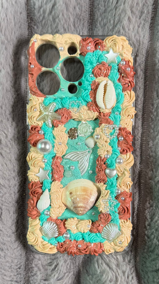 Handmade Ocean Theme Whipped Cream Phone Case – Seashells, Pearls & Mermaid Charm