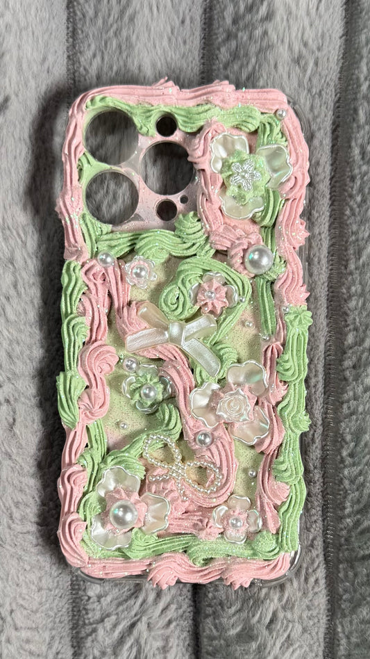 🌸 Pastel Pearl Garden Cream Phone Case – Handmade Fairycore Elegance