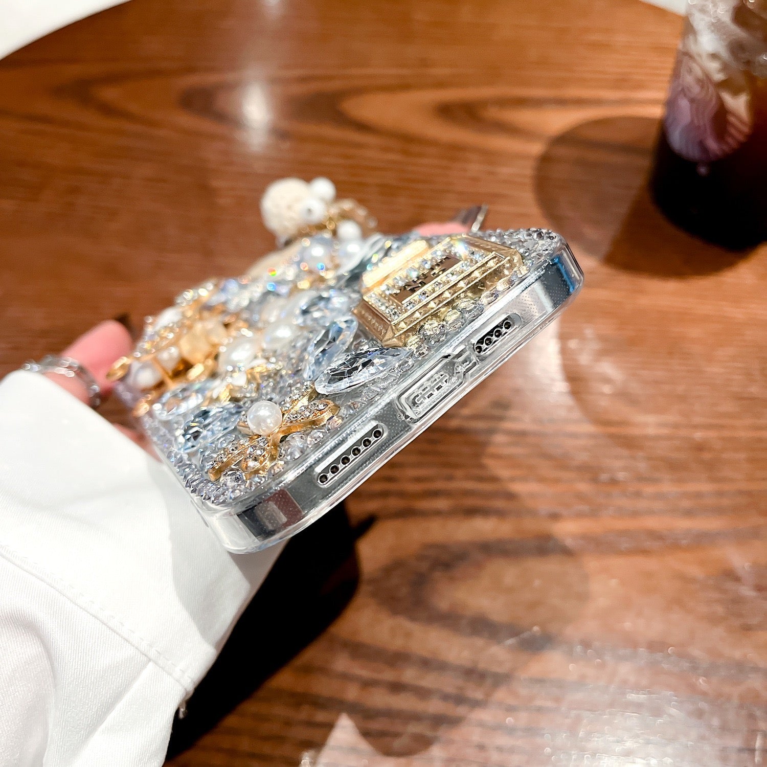 ✨ Luxury Bling Perfume & Teddy Crystal iPhone Case ✨detail