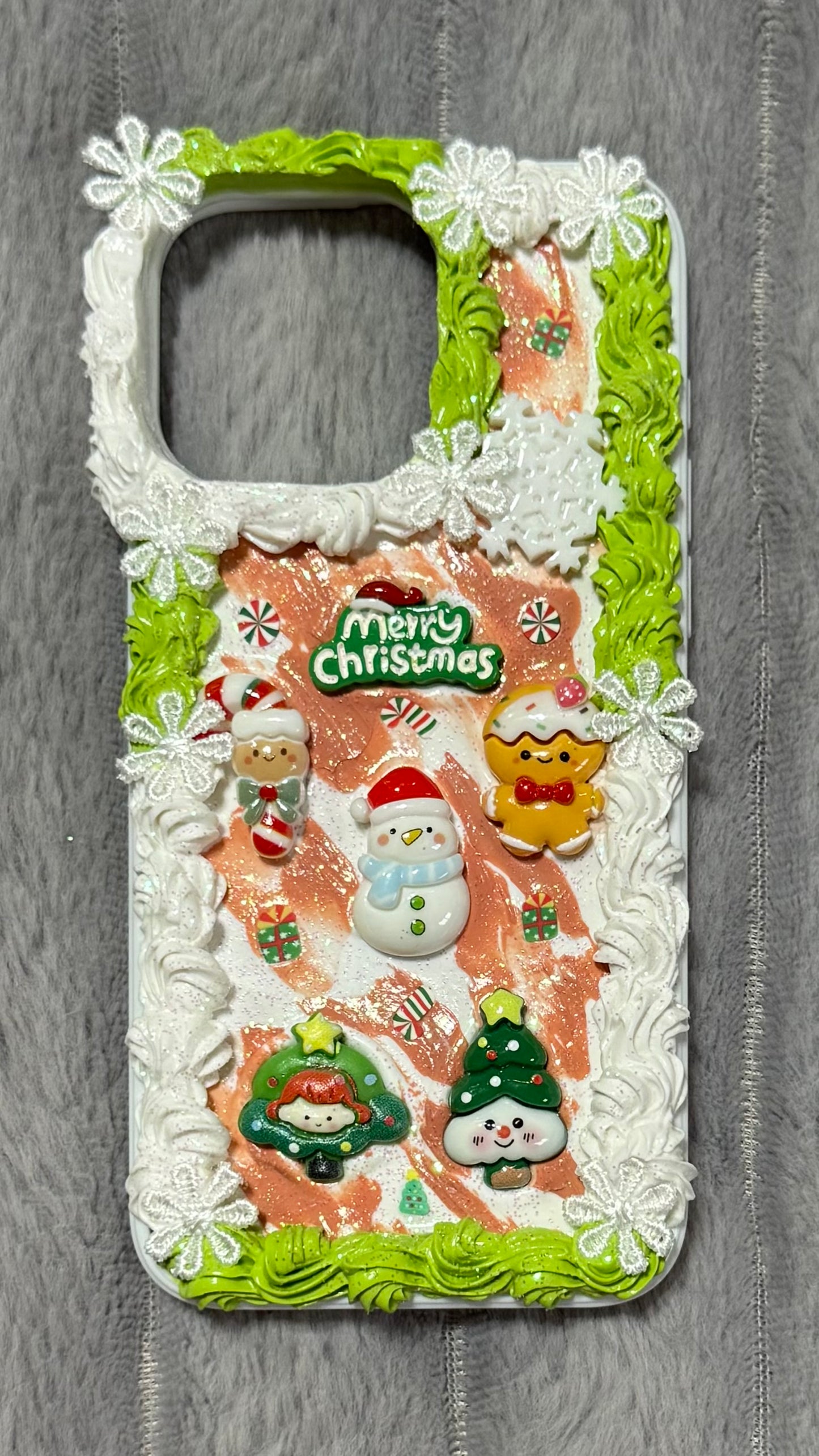 🎄Merry Christmas Creamy Phone Case – Festive Holiday Charm