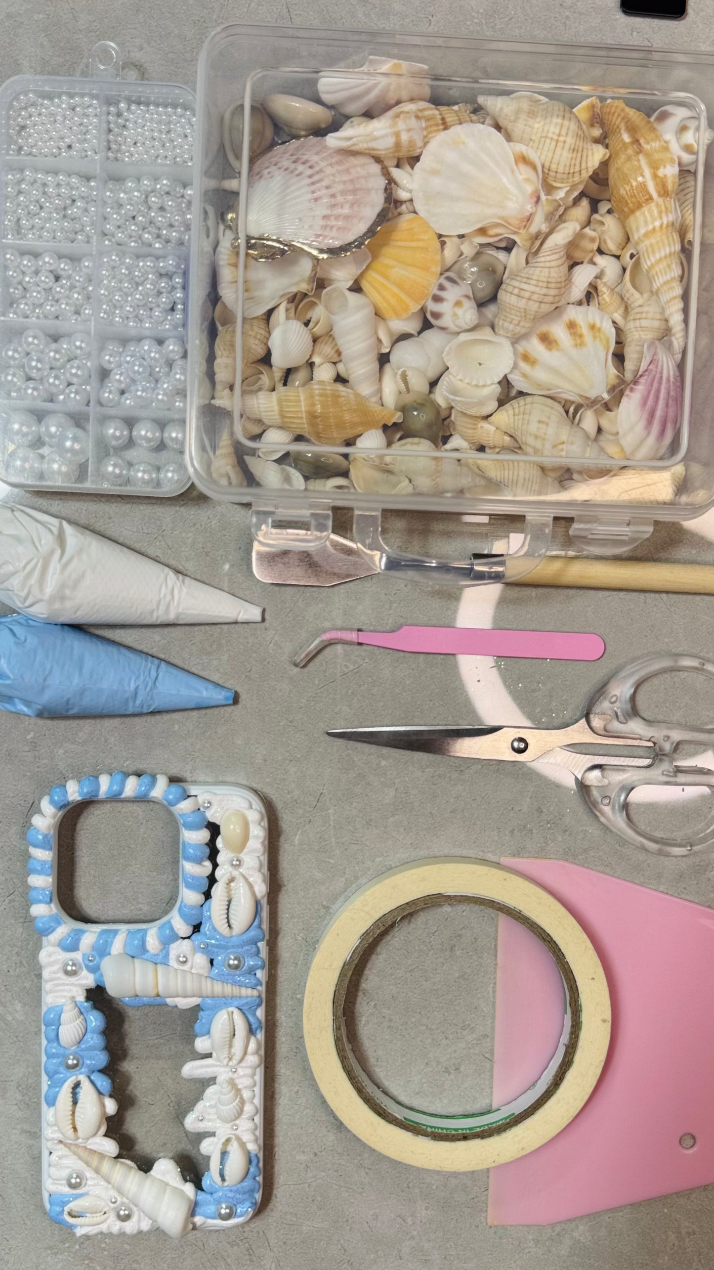 ✨ Ocean Dream Seashell Cream Phone Case – Handmade ✨.materials