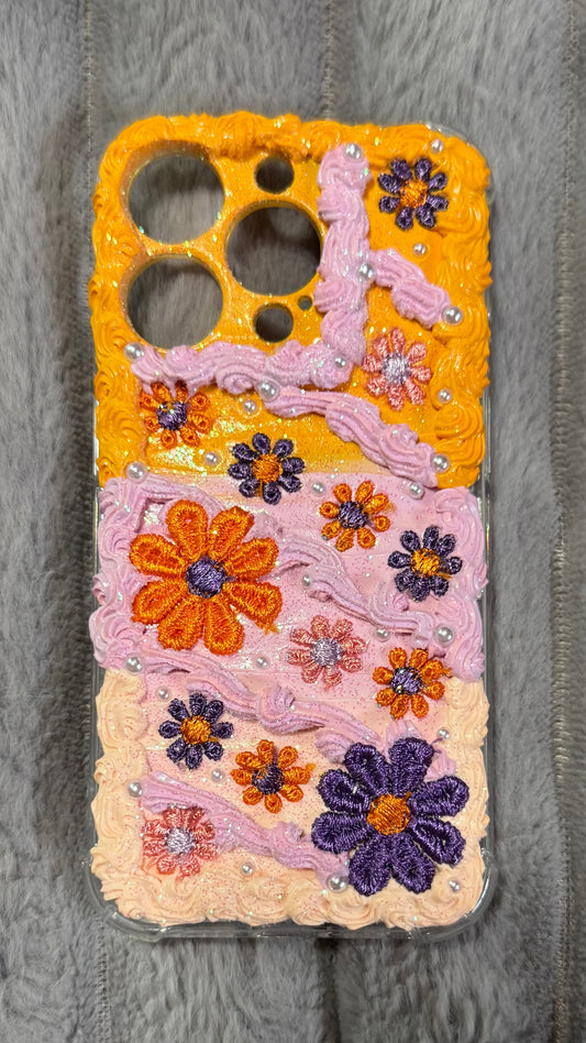Sunset Bloom Creamy Phone Case – Handmade Retro Floral Charm