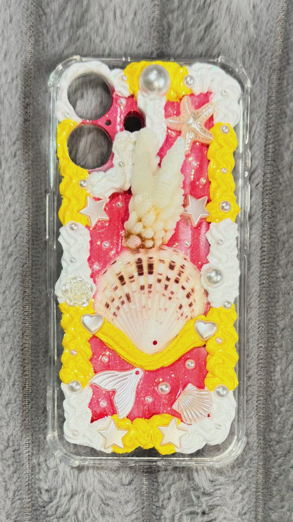 ✨ Handmade Ocean Fantasy Cream Glue Phone Case – Seashell & Starfish Charm Design